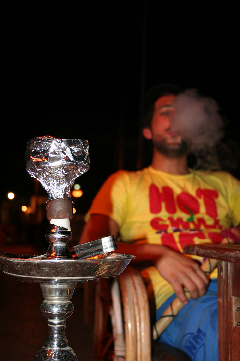 Das Rauchen einer Shisha gehört zur arabischen Kultur
